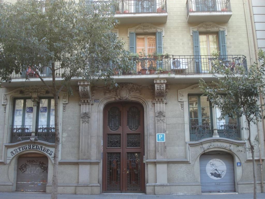 Hostal Felipe 2 Barcelona Zewnętrze zdjęcie